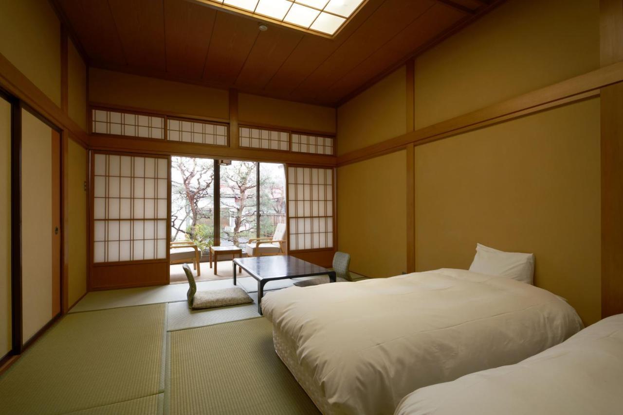 Takamiya Ryokan Sagiya Sansorai Kaminoyama Buitenkant foto
